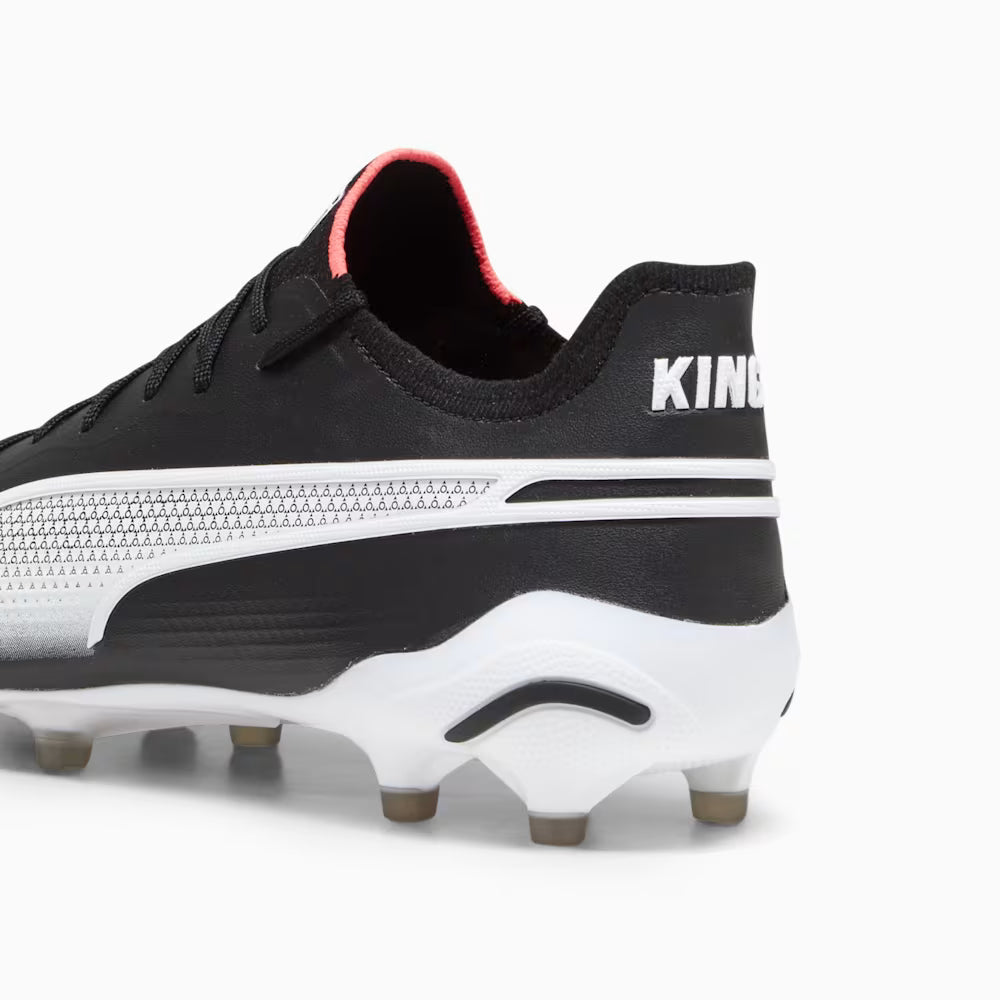 Puma King Ultimate FG/AG football boots heel view